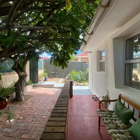 Walmer Cottage - Cute & Pet Friendly Cape Town Exterior photo